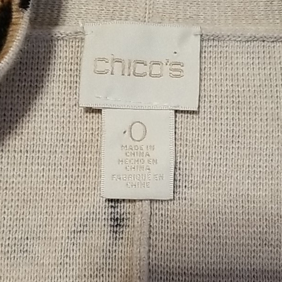 𝅺Chico's leopard jacket - Picture 5 of 7